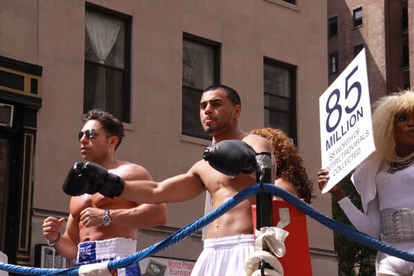 wwwBoxerLatin_FriendsTavern_LUONGO