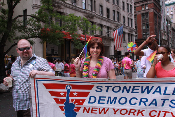 wwwMelissaSklarz_StonewDems_LUONGO