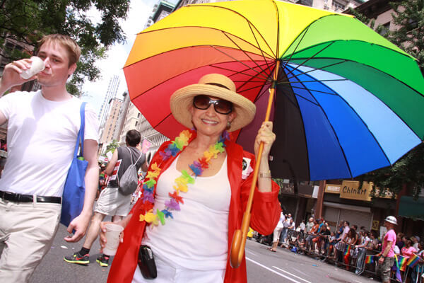 wwwPOLCarMaloney_LUONGO