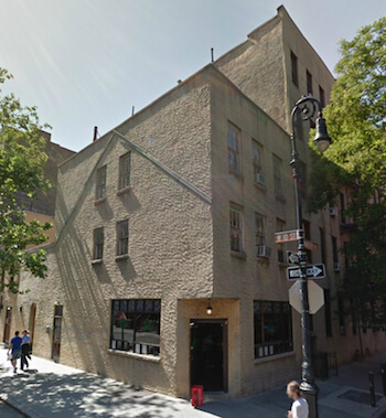 Julius' Bar on West 10th Street. | GVSHP.ORG